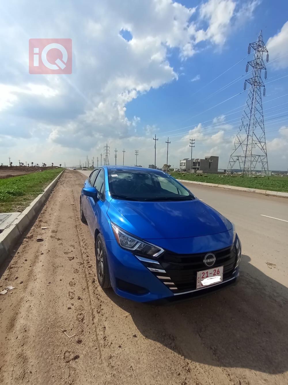 نيسان فيرسا